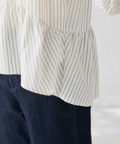 a.v.v / アー・ヴェ・ヴェ シャツ・ブラウス | ストライプ柄ティアードシアーブラウス | 詳細18