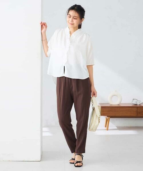 a.v.v / アー・ヴェ・ヴェ シャツ・ブラウス | フリルネックブラウス | 詳細4