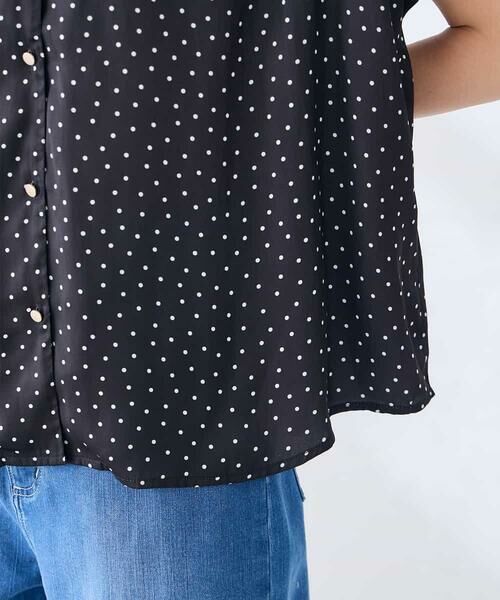 a.v.v / アー・ヴェ・ヴェ シャツ・ブラウス | Vネックプリントギャザーブラウス | 詳細28
