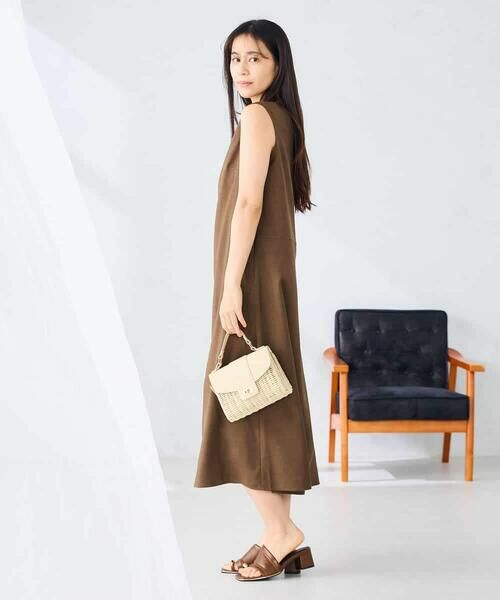 a.v.v / アー・ヴェ・ヴェ ロング・マキシ丈ワンピース | 【洗える】ノースリーブフレアワンピース | 詳細9