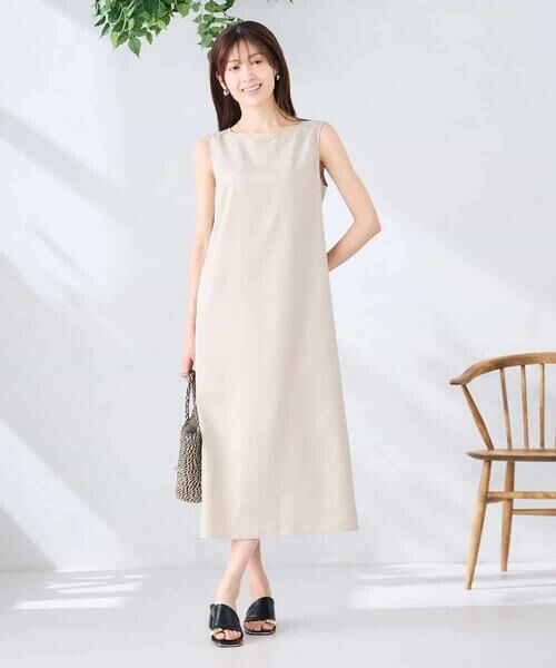a.v.v / アー・ヴェ・ヴェ ロング・マキシ丈ワンピース | 【洗える】ノースリーブフレアワンピース（ベージュ）