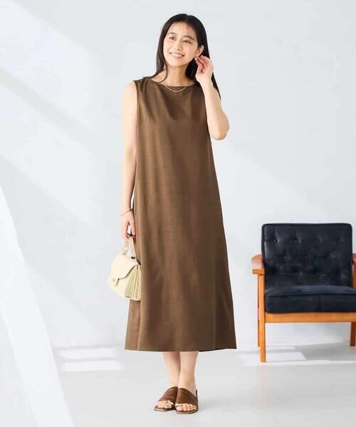 a.v.v / アー・ヴェ・ヴェ ロング・マキシ丈ワンピース | 【洗える】ノースリーブフレアワンピース（ブラウン）