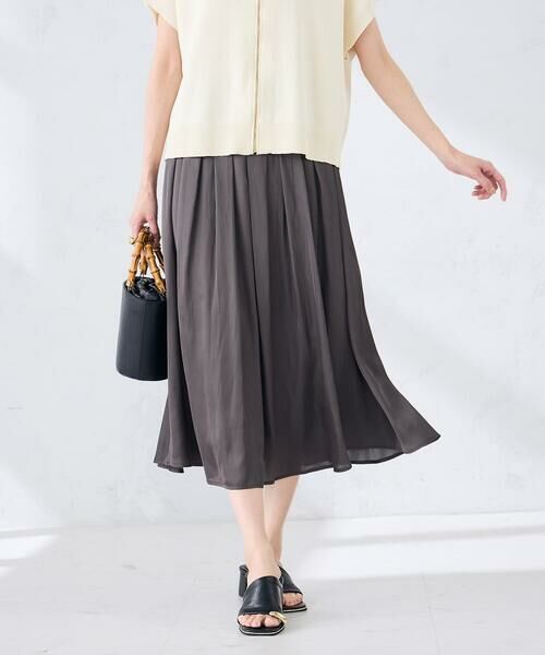 a.v.v / アー・ヴェ・ヴェ ロング・マキシ丈スカート | エアリーサテンフレアスカート | 詳細14
