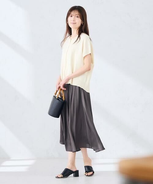 a.v.v / アー・ヴェ・ヴェ ロング・マキシ丈スカート | エアリーサテンフレアスカート | 詳細17