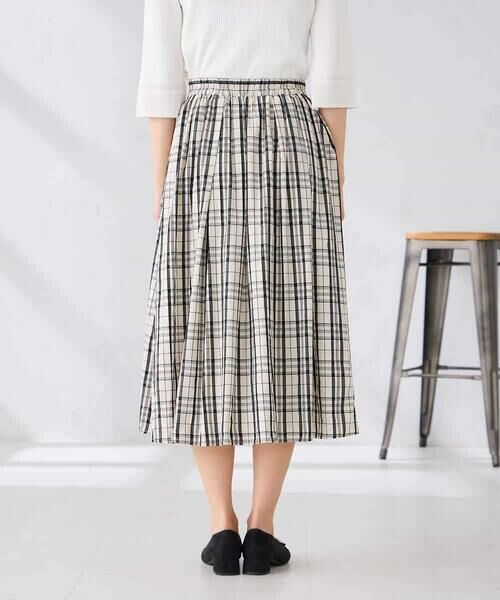 a.v.v / アー・ヴェ・ヴェ ロング・マキシ丈スカート | 【洗える】メモリーチェックタフタスカート | 詳細13