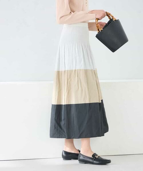 a.v.v / アー・ヴェ・ヴェ ロング・マキシ丈スカート | 2WAYリバーシブルシャーリングフレアスカート | 詳細15