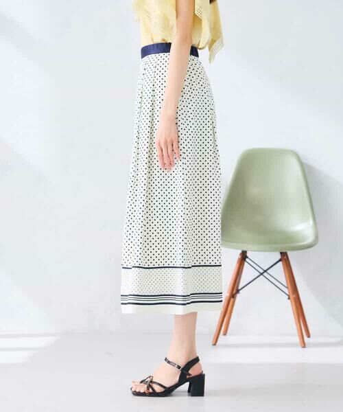 a.v.v / アー・ヴェ・ヴェ ロング・マキシ丈スカート | 【洗える】パネル切替ドットスカート | 詳細11