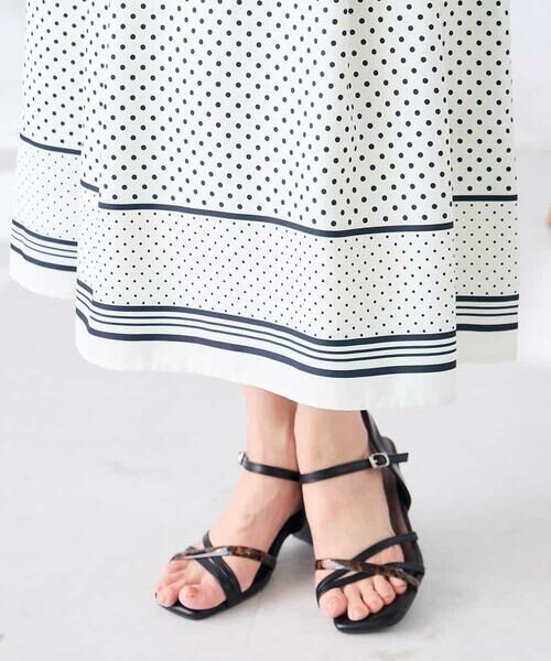 a.v.v / アー・ヴェ・ヴェ ロング・マキシ丈スカート | 【洗える】パネル切替ドットスカート | 詳細16