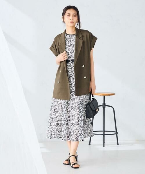 a.v.v / アー・ヴェ・ヴェ ロング・マキシ丈ワンピース | 【洗える】フラワープリントギャザーノースリーブワンピース | 詳細11