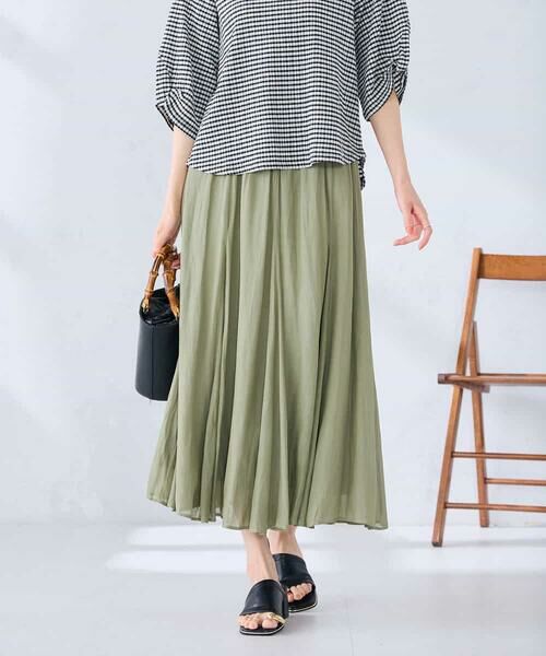 a.v.v / アー・ヴェ・ヴェ ロング・マキシ丈スカート | ゴアード切替フレアスカート（カーキ）