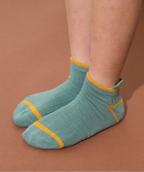 b・ROOM / ビールーム ソックス | バイカラーアンクルソックス（モスグリーン）