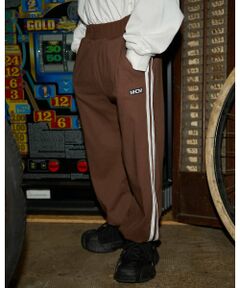 b・ROOM / ビールーム その他パンツ | 【MNCM】【セットアップ可】【カイテキ天竺】ビッグシルエットサイドラインパンツ