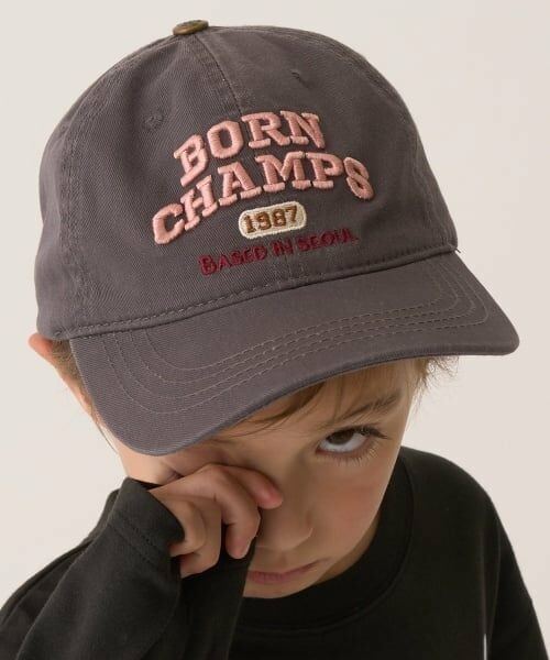 b・ROOM / ビールーム キャップ | ロゴ刺しゅうキャップ（チャコール）