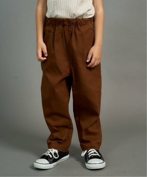 b・ROOM / ビールーム その他パンツ | ゆったりシルエットのテーパードパンツ（茶）