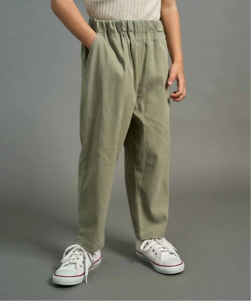 b・ROOM / ビールーム その他パンツ | ゆったりシルエットのテーパードパンツ（カーキ）