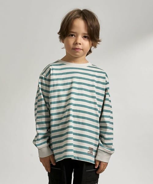 b・ROOM / ビールーム Tシャツ | 【防汚・速乾・型崩れしない】【ムテキT】変形切り替えアソートプリント総柄Ｔシャツ（モデレート グリーン）