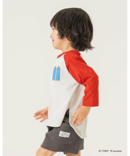 b・ROOM / ビールーム Tシャツ | 【あつまれ！プラレールズ】レールズ・ジョーケーズ/ワンポイントラグランTシャツ | 詳細10