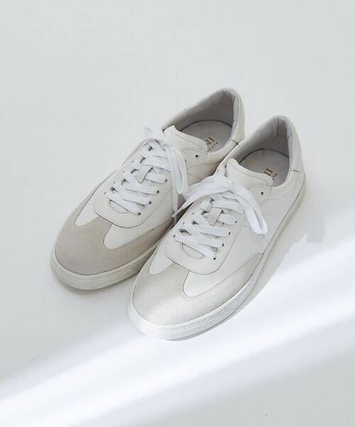 alfredoBANNISTER/アルフレッド・バニスター 【WEB別注】トレーナータイプ レザースニーカー【予約】 ホワイト 44 alfredoBANNISTER/アルフレッド・バニスター 【WEB別注】トレーナータイプ レザースニーカー【予約】 ホワイト 44