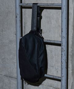 alfredoBANNISTER / アルフレッド・バニスター メッセンジャーバッグ・ウエストポーチ | 【軽量、撥水】9L 素材切替 ユーティリティ スリング ボディバッグ