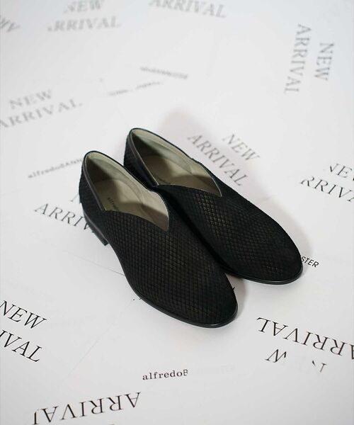 alfredoBANNISTER / アルフレッド・バニスター シューズ | 【26S/S】Vカット レザー スリッポン シューズ | 詳細25
