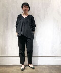 BEARDSLEY / ビアズリー シャツ・ブラウス | ハンド刺繍ブラウス