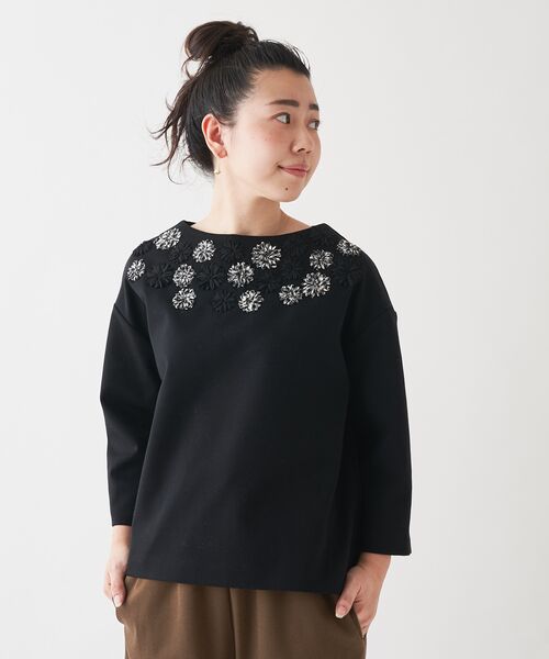 レディースビアズリー 襟ぐり花刺繍カットソー - ニット/セーター