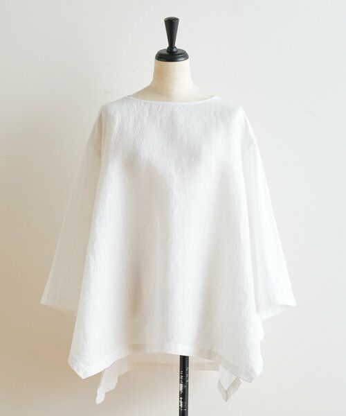 BEARDSLEY 袖口花モチーフのコットンブラウス BEARDSLEY（ビアズリー）の「袖口花モチーフプルオーバー