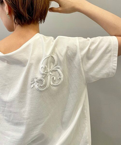 イニシャル刺繍tシャツ カットソー Beardsley ビアズリー ファッション通販 タカシマヤファッションスクエア