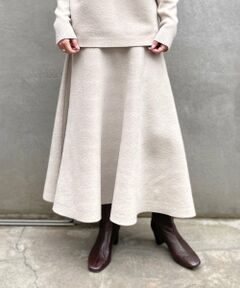 【LIVE配信で商品をご紹介】<br />&rArr;PALCLOSET店ライブページはこちら<br /><br />《予約》12月中旬頃お渡し<br /><br />歩くたびにフレアに広がるシルエットが素敵なニットスカート。長めの着丈で、ショートブーツとも好相性。ウエスト部分はゴム入りでラクに履くことができます。同じ素材でボトルネックプルオーバーもご用意しているので、セットアップでの着こなしもおすすめ。 チャコールグレーとベージュの二色展開。<br />&rArr;ボトルネックプルオーバーはこちら<br /><br /><br /><br /><br /><br /><br />《商品画像について》<br />ご覧頂いている商品の写真につきましては、できるだけ実物の色に近くなるように努めておりますが お使いの環境（モニター、ブラウザ等）の違いにより、色の見え方が実物と若干異なる場合がございます。 予めご了承ください。&nbsp;&nbsp; &nbsp;&nbsp;&nbsp; &nbsp;&nbsp;&nbsp; &nbsp;&nbsp;&nbsp; &nbsp;&nbsp;&nbsp; &nbsp;&nbsp;&nbsp; &nbsp;&nbsp;&nbsp; &nbsp;&nbsp;&nbsp; &nbsp;<br />《予約商品について》<br />・こちらの商品はサンプルでの撮影・計測となっております。実際の商品とは、商品の一部仕様が変更になる場合がございます。<br />・サンプルの為、混率の詳細が確定しておりません。確定次第、記載いたします。<br />・工場の生産の都合上、納期が変更になる場合がございます。発送日の前後についてはあらかじめご了承ください。<br />・入荷状況により、お客様への発送が店頭販売より遅れる場合もございます。<br />《ハートをタップして商品のお気に入り登録》<br />登録カラーの商品の「残りわずか」「再入荷」「値下げ」通知を受け取ることができます。<br />PALCLOSETアプリにてブランドフォロー 新商品などの入荷情報、最新のニュースやお得な情報を受け取ることができます。<br />&nbsp;&nbsp;&nbsp; &nbsp; &nbsp;<br /><br /><br />bottom<BR>