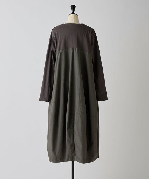 美品 BEARDSLEY ビアズリー マル袖ロングワンピース グレー 美品 BEARDSLEY ビアズリー マル袖ロングワンピース グレー