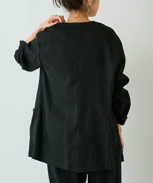新品✨BEARDSLEY　リネンフリル サマージャケット　ベージュ BEARDSLEY（ビアズリー）の「リネンフリルハオリ（テーラード