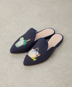 <span style="color:#f39c12;">■アイテム</span><br />《CALITAS WORLD》<br />スペインで熟練の職人が手作りする高品質なローファー、CALITAS WORLD。<br />職人の製造技術を守りながら品質へのこだわりを維持し、他にはない独創的なモデルを生産しつづけています。<br /><br /><span style="color:#f39c12;">▼デザイン違いはこちら</span><br /><strong><a href="https://www.palcloset.jp/display/item/BEZ1051513D0002">刺繍ローファー</a></strong><br /><br /><span style="color:#f39c12;">■素材</span><br />リネン、レザー<br /><br />※着用時は、必ず取扱い表示・タグをご確認の上、お取り扱い下さい。<br /><br /><br /><br /><br /><br /><span style="font-size:8px;"><span style="color:#3498db;"><strong>《予約商品について》</strong></span><br />・サンプルの為、素材情報については企画段階の情報を記載しております。公的機関での試験データ結果を受け、量産にあたり混率の変更が発生する場合がございますので、ご了承くださいませ。<br />・サンプルでの撮影、計測をしております。商品の仕様が一部変更になる場合がございます。<br />・撮影サンプル品はブランドタグがついておりません。製品にはタグがつきますので、製品の表に縫い糸が見える場合がございます。<br />・工場の生産の都合上、納期が変更になる場合がございます。検品や輸送の関係で、発送日が前後しますのでご了承ください。また、入荷状況により、お客様への発送が店頭販売より遅れる場合もございます。<br />・店頭に陳列していた商品も含まれる場合がございます。<br /><span style="color:#3498db;"><strong>《商品画像について》</strong></span><br />ご覧頂いている商品の写真につきましては、できるだけ実物の色に近くなるように努めておりますが お使いの環境（モニター、ブラウザ等）の違いにより、色の見え方が実物と若干異なる場合がございます。 予めご了承ください。<br /><span style="color:#3498db;"><strong>《ハートをタップして商品のお気に入り登録》</strong></span><br />登録カラーの商品の「残りわずか」「再入荷」「値下げ」通知を受け取ることができます。<br />各ショップアプリにてブランドフォロー 新商品などの入荷情報、最新のニュースやお得な情報を受け取ることができます。</span><BR>