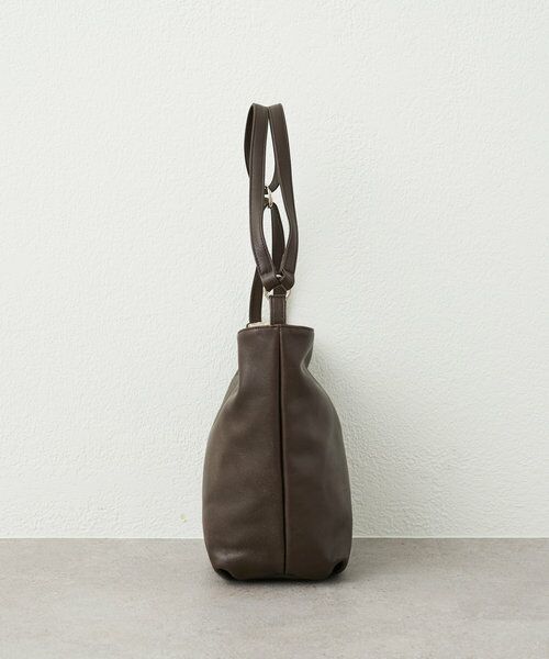 ビアズリー ショルダーバッグ トープ セール】スクエアショルダーバッグ（ショルダーバッグ