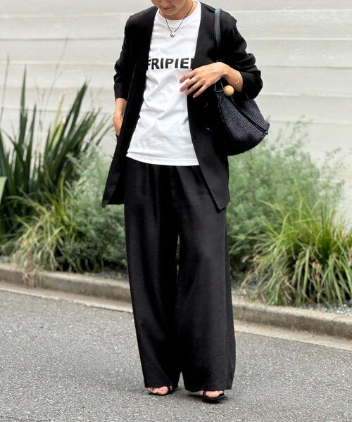 BEARDSLEY / ビアズリー Tシャツ | フリピエロゴTee | 詳細1