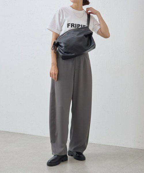 BEARDSLEY / ビアズリー Tシャツ | フリピエロゴTee | 詳細11