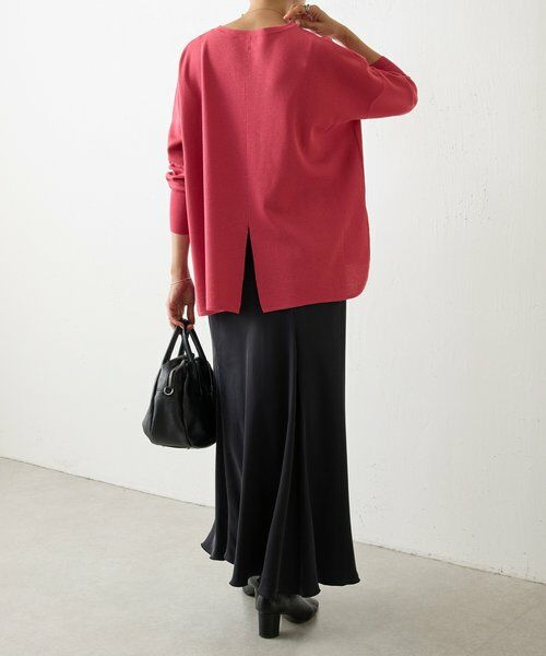 美品 完売品 BEARDSLEY デニムプルオーバー ホワイト BEARDSLEY（ビアズリー）の「サラッとプルオーバー（ニット