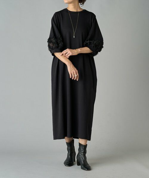 【新品 タグ付】SEZANE 小花柄 ロング スリット ワンピース ブラック系 ワンピース 「韓国大人ガーリーを叶えてくれるワンピース