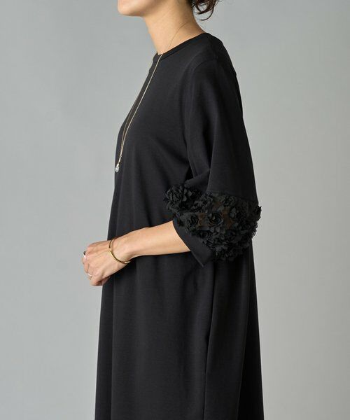 定価3.7 BEARDSLEY 大人のおしゃれ手帖掲載 プリントマキシワンピース ソデフラワーワンピ （ロング・マキシ丈ワンピース）｜BEARDSLEY