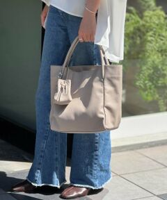 BEADSLEY ビアズリー ツイードバックボタントップス　極美品 BEADSLEY ビアズリー ツイードバックボタントップス 極美品