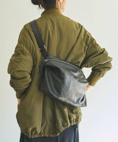 スクエアショルダーバッグ