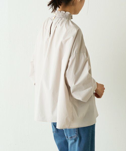 BEARDSLEY / ビアズリー シャツ・ブラウス | シャーリングハイネックシャツ | 詳細7