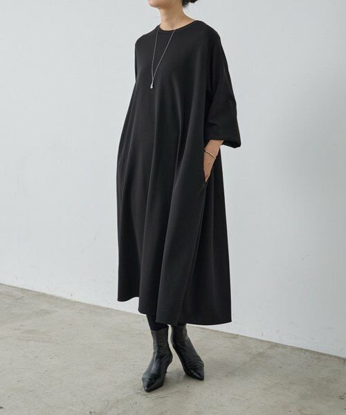 定価3.7 BEARDSLEY 大人のおしゃれ手帖掲載 プリントマキシワンピース 定価3.7 BEARDSLEY 大人のおしゃれ手帖掲載 プリントマキシ