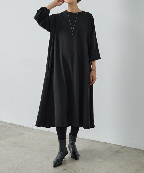ビアズリー　ドルマンワンピース　ドット　ロング丈　ゆったり　黒　23年　人気✨ セール】ドットギャザーワンピース（ワンピース）｜BEARDSLEY