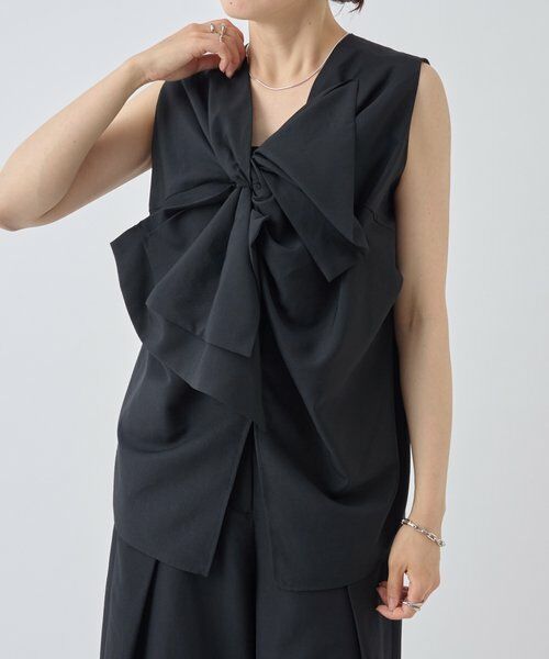 【最終価格】美品　BEARDSLEY ドットリップルノースリブラウス BEARDSLEY（ビアズリー）の「ドットリップルノースリブラウス