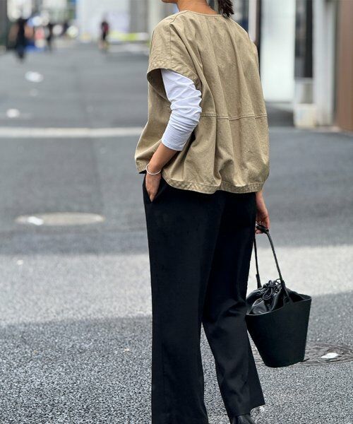 BEARDSLEY / ビアズリー その他アウター | 後ろぷっくりノースリーブブルゾン | 詳細12