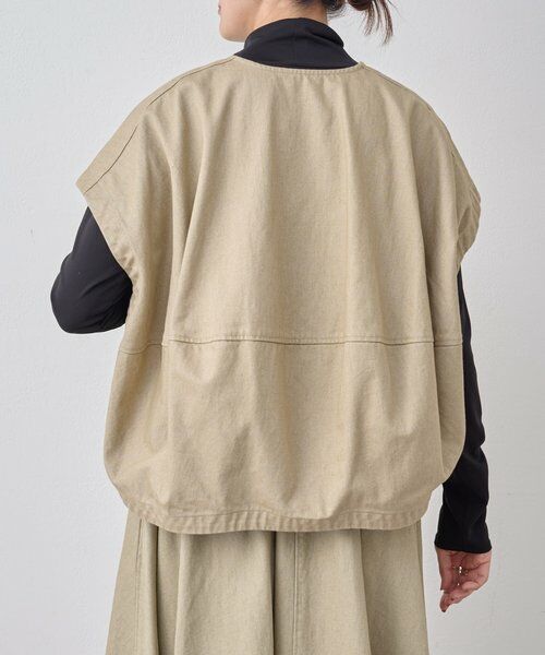 BEARDSLEY / ビアズリー その他アウター | 後ろぷっくりノースリーブブルゾン | 詳細3
