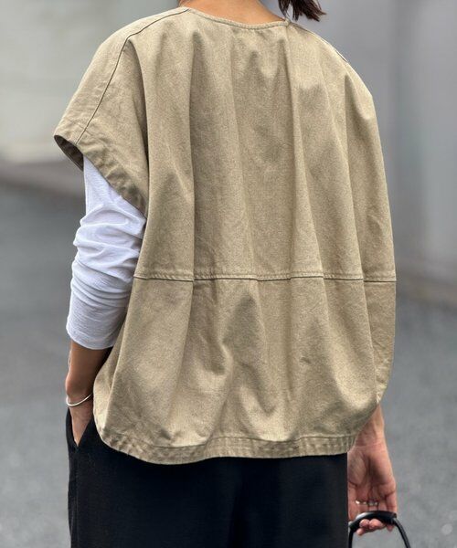 BEARDSLEY / ビアズリー その他アウター | 後ろぷっくりノースリーブブルゾン | 詳細9