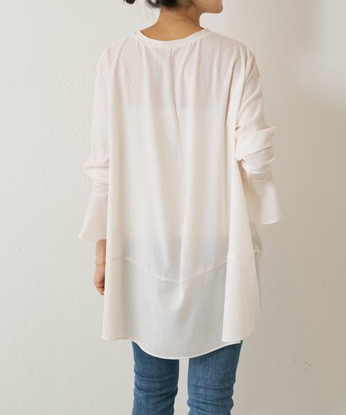 BEARDSLEY / ビアズリー シャツ・ブラウス | フリルカフス後ろドレープTブラウス | 詳細24