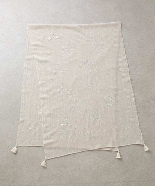 BEARDSLEY / ビアズリー マフラー・ショール・スヌード・ストール | 《CITRUS》刺繍タッセルストール | 詳細7