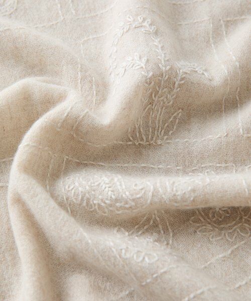 BEARDSLEY / ビアズリー マフラー・ショール・スヌード・ストール | 《CITRUS》刺繍タッセルストール | 詳細8